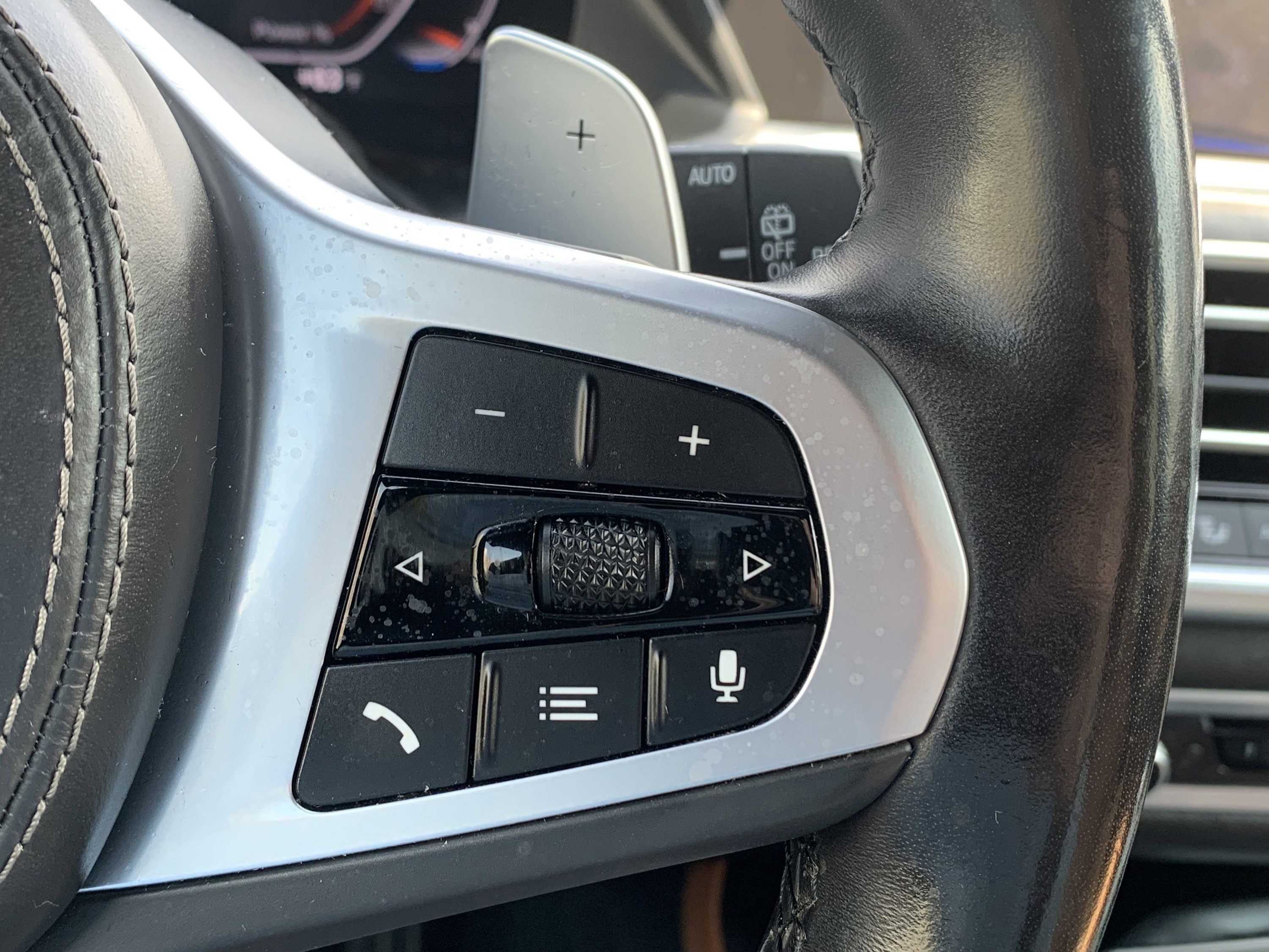 Used 2022 BMW X7 xDrive40i w/ M Sport Package image 42