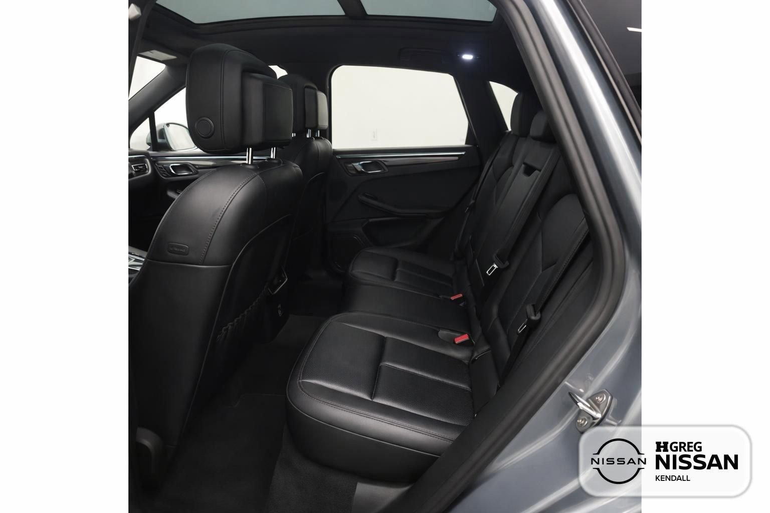Used 2021 Porsche Macan AWD/4WD image 12
