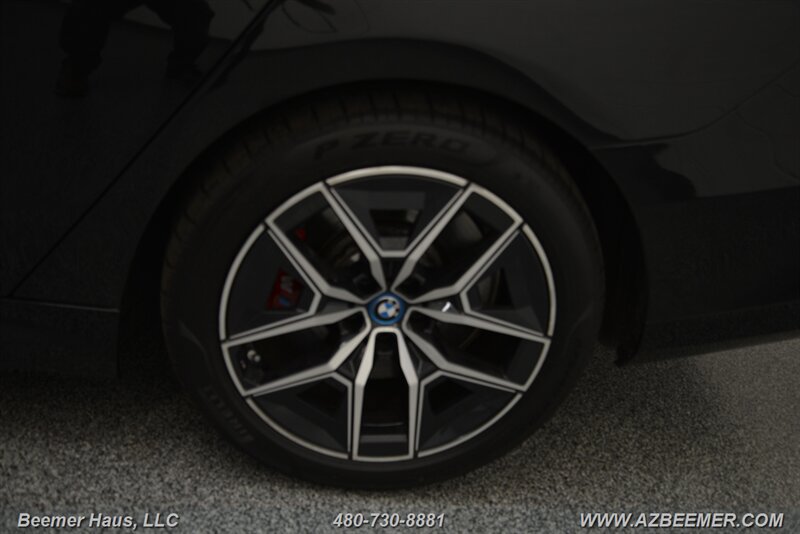 Used 2024 BMW i5 M60 w/ Premium Package AWD/4WD image 43
