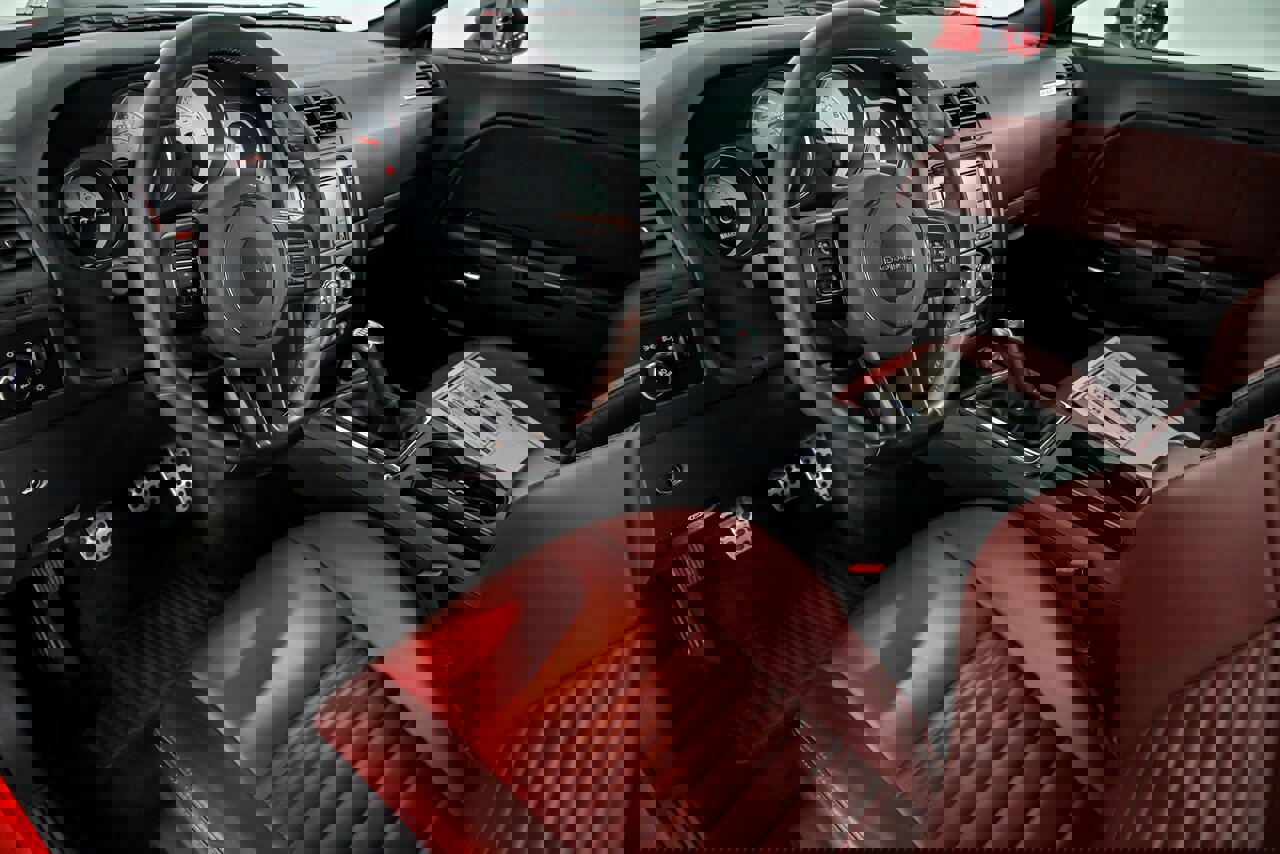 Used 2014 Dodge Challenger R/T image 19