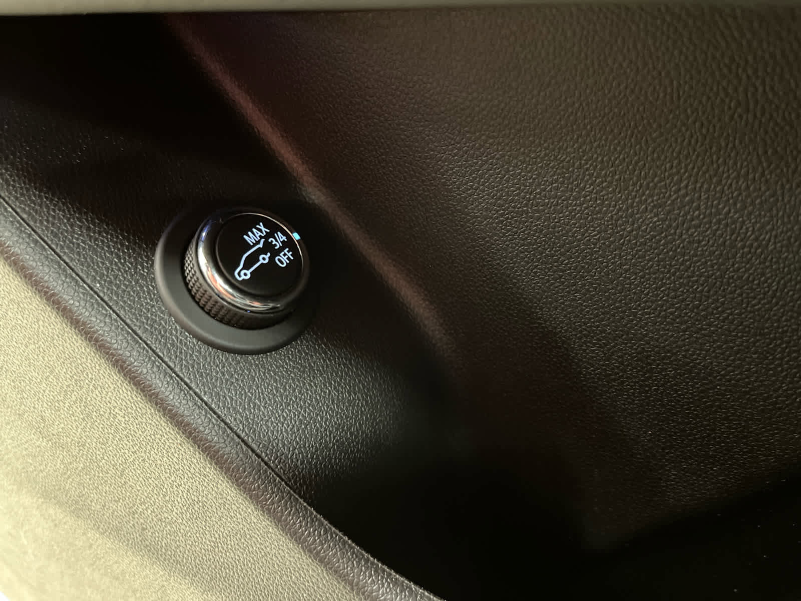 Used 2024 Cadillac XT6 Luxury w/ LPO, Floor Liner Package image 20