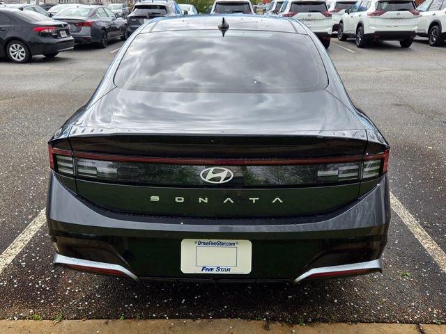 Used 2024 Hyundai Sonata SEL w/ Convenience Package image 9
