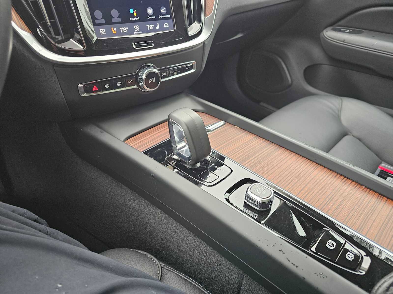 Certified 2025 Volvo V60 B5 Cross Country Plus image 30