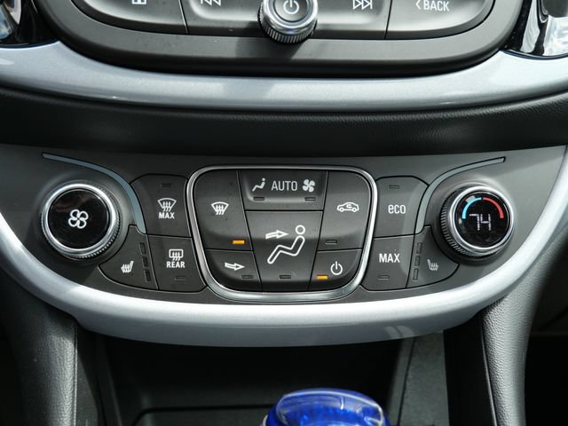 Used 2017 Chevrolet Volt LT w/ Comfort Package FWD image 22