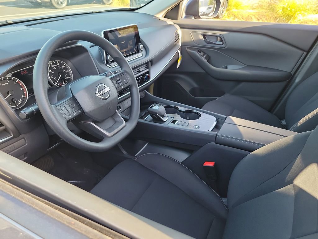 New 2026 Nissan Rogue S image 3