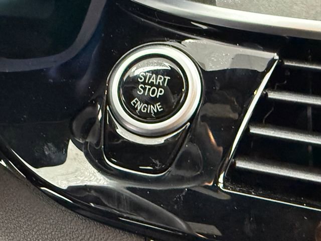 Used 2023 BMW 540i w/ Premium Package RWD image 14