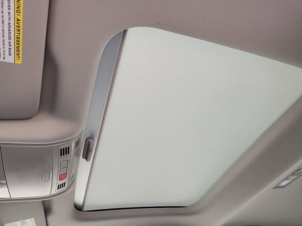 New 2026 Volkswagen Jetta SE image 18