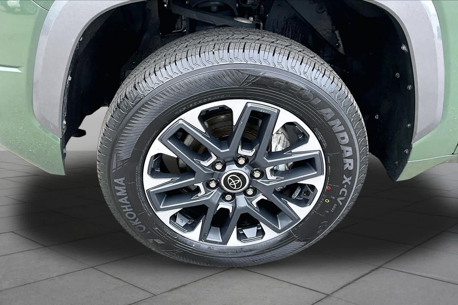 Used 2023 Toyota Tundra Limited w/ Power Package AWD/4WD image 11