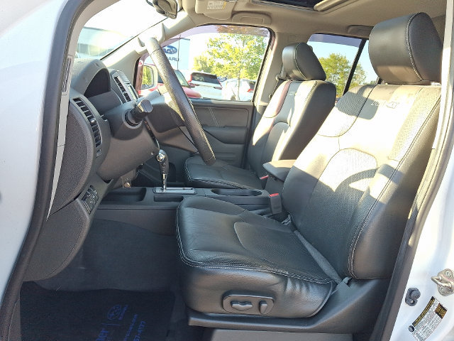 Used 2019 Nissan Frontier PRO-4X w/ Pro-4x Luxury Package AWD/4WD image 14