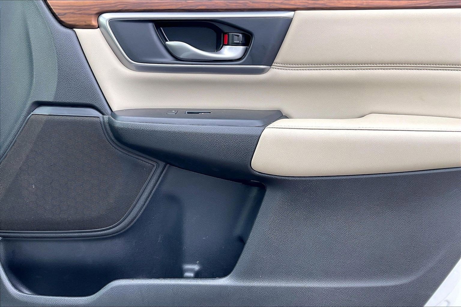 Used 2022 Honda CR-V EX-L image 21