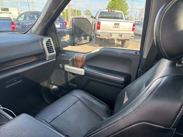 Used 2016 Ford F150 Lariat w/ Equipment Group 502A Luxury AWD/4WD image 16