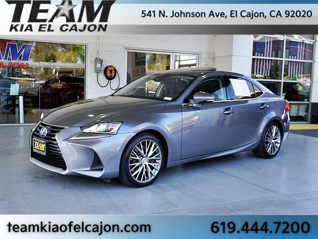 Used 2017 Lexus IS 200t image 5