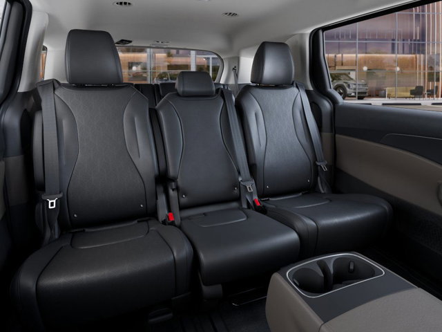 New 2025 Kia Carnival image 16