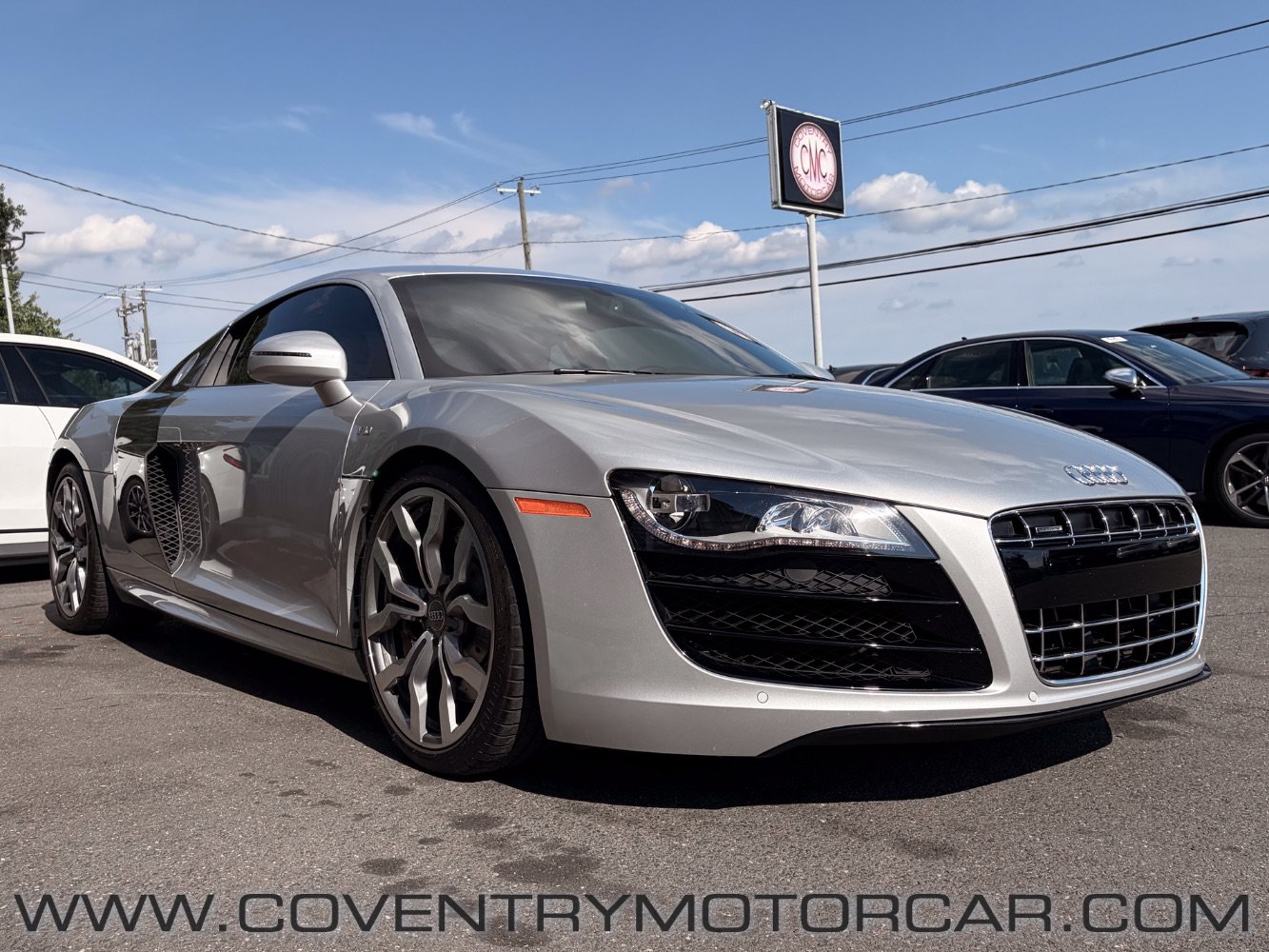 Used 2010 Audi R8 V10 AWD/4WD image 4