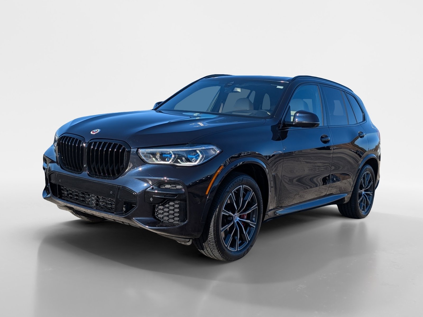 Used 2023 BMW X5 M50i w/ Executive Package image 5