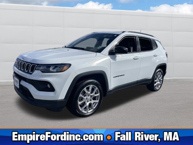 Used 2023 Jeep Compass Latitude w/ Sun and Sound Group