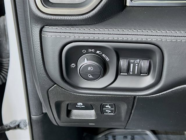 Used 2021 RAM 1500 Limited image 9