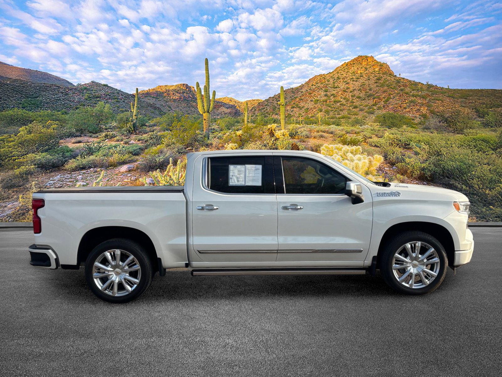 Used 2025 Chevrolet Silverado 1500 High Country AWD/4WD image 3