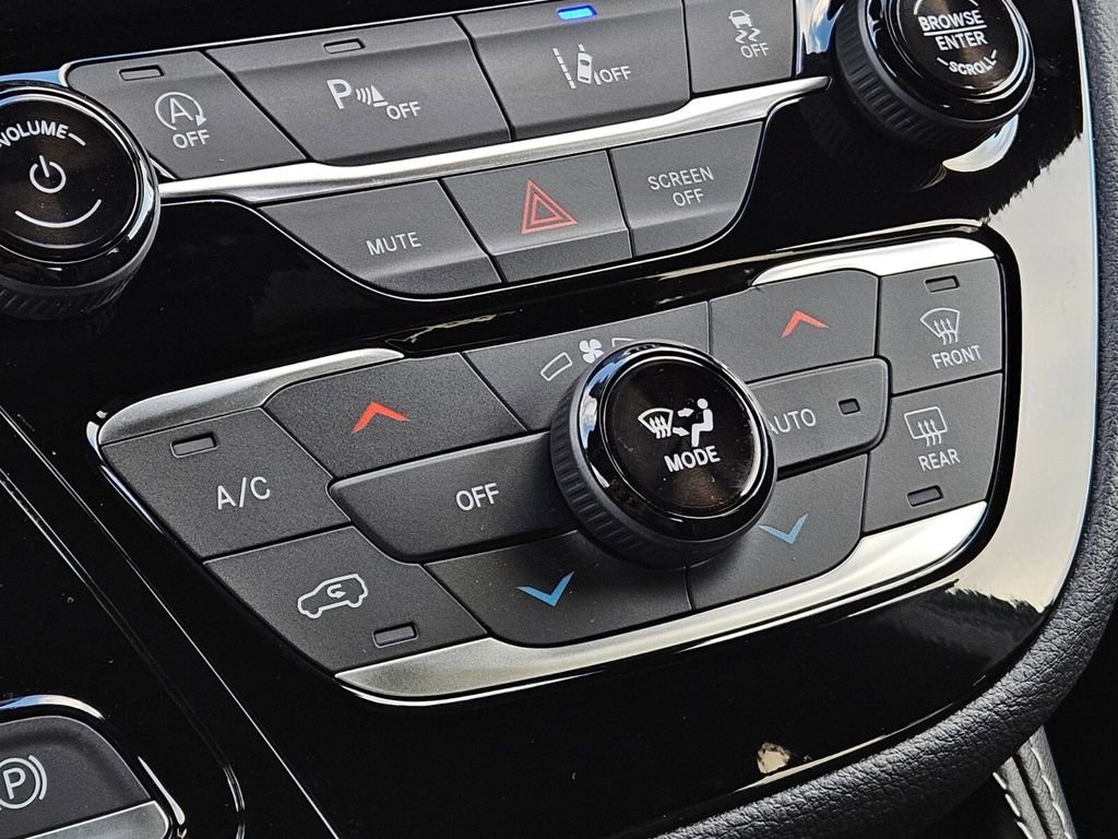 New 2026 Chrysler Pacifica Limited image 22
