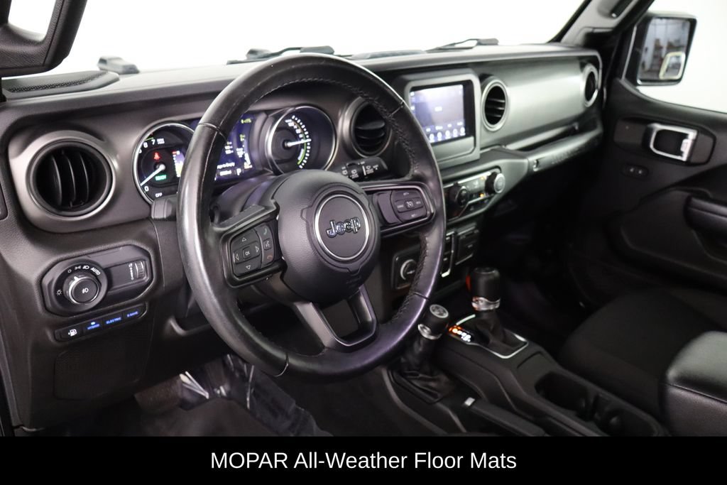 Used 2023 Jeep Wrangler Unlimited w/ Cold Weather Group AWD/4WD image 24