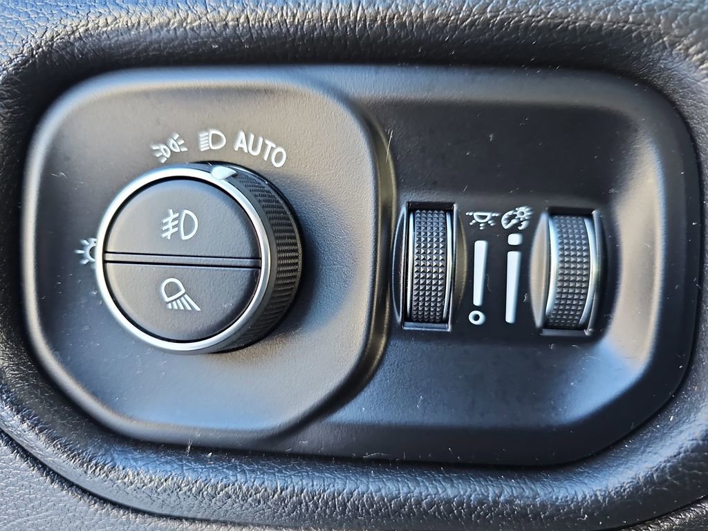 Used 2022 RAM 1500 Rebel w/ G/T Package image 27