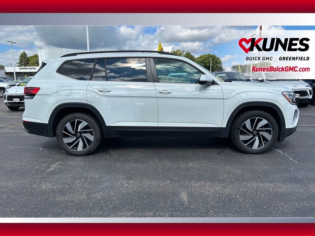Used 2024 Volkswagen Atlas SE image 17