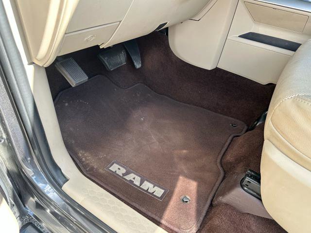 Used 2015 RAM 2500 Laramie w/ Convenience Group image 24