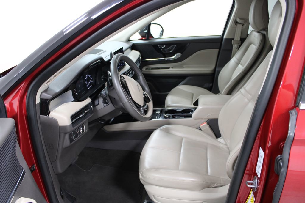 Used 2022 Lincoln Corsair AWD w/ Equipment Group 101A image 22