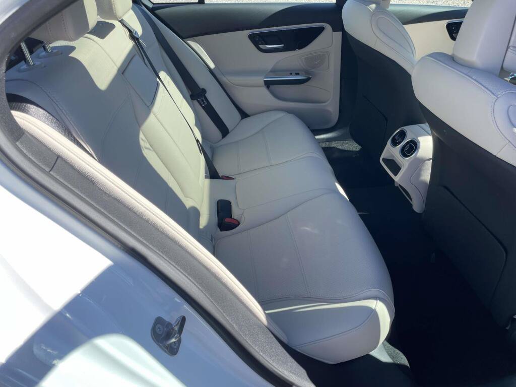 New 2026 Mercedes-Benz C 300 4MATIC Sedan image 18
