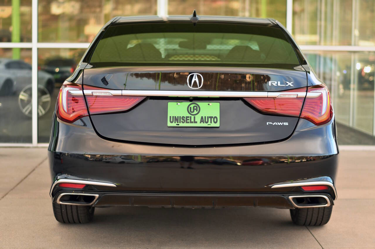 Used 2018 Acura RLX w/ Technology Package image 9