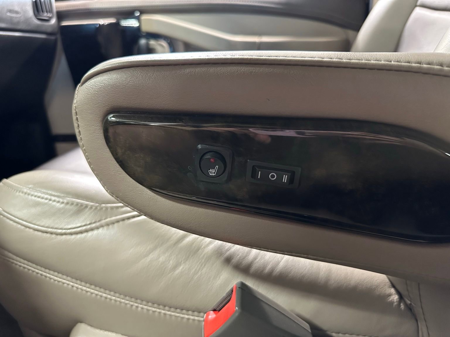 Used 2021 Chevrolet Express 2500 LS w/ Enhanced Convenience Package image 33