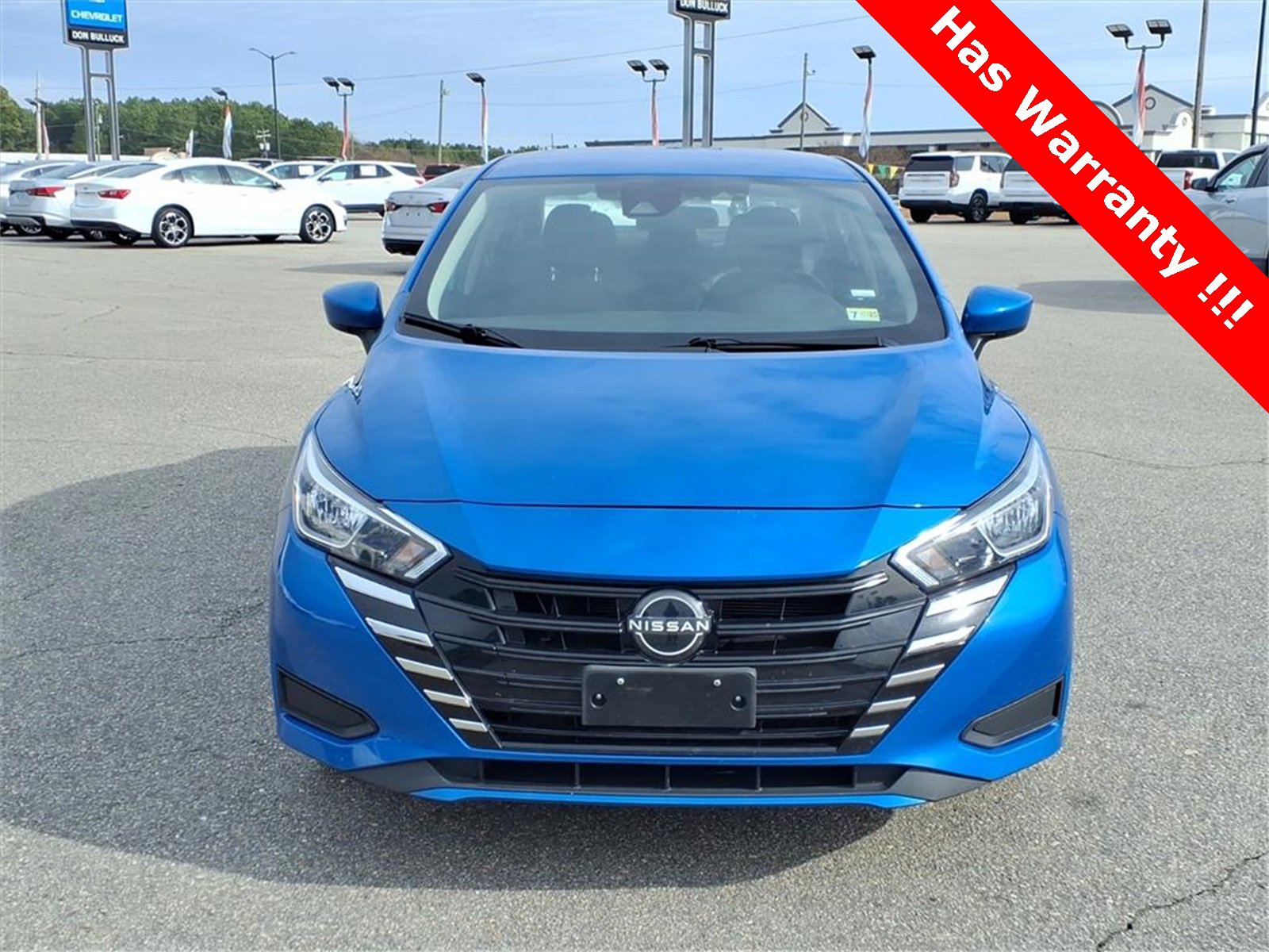 Used 2023 Nissan Versa SV image 8