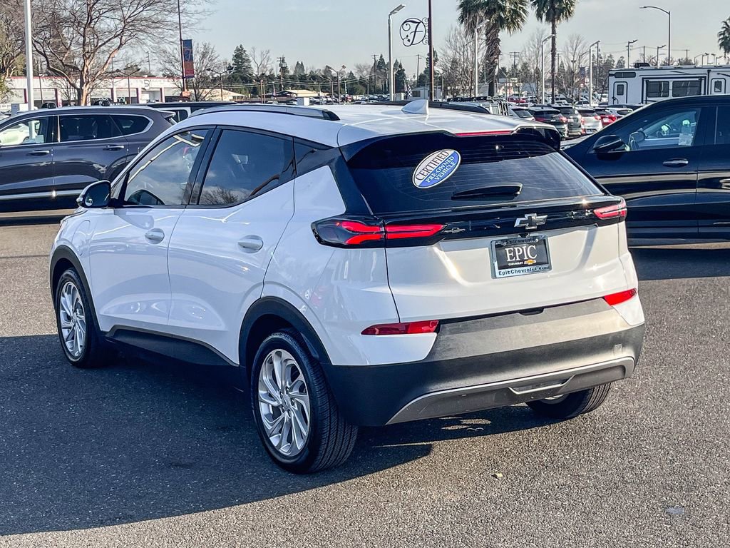 Used 2022 Chevrolet Bolt EUV LT image 2