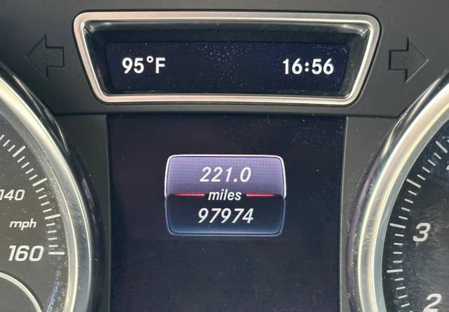 Used 2018 Mercedes-Benz GLE 350 4MATIC image 19