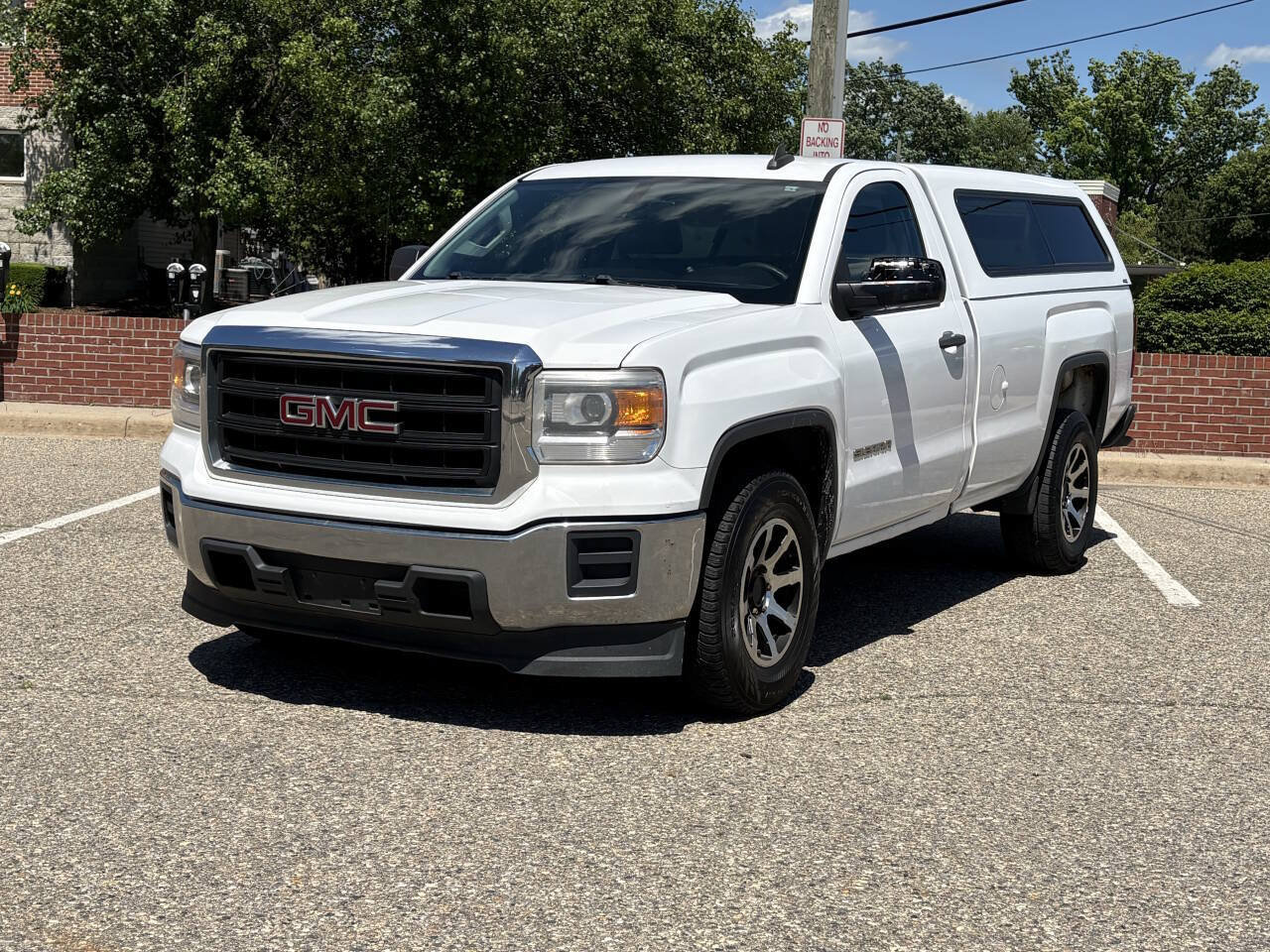 Used 2015 GMC Sierra 1500 2WD Regular Cab image 3
