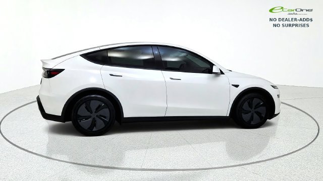 Used 2026 Tesla Model Y Long Range AWD/4WD image 9