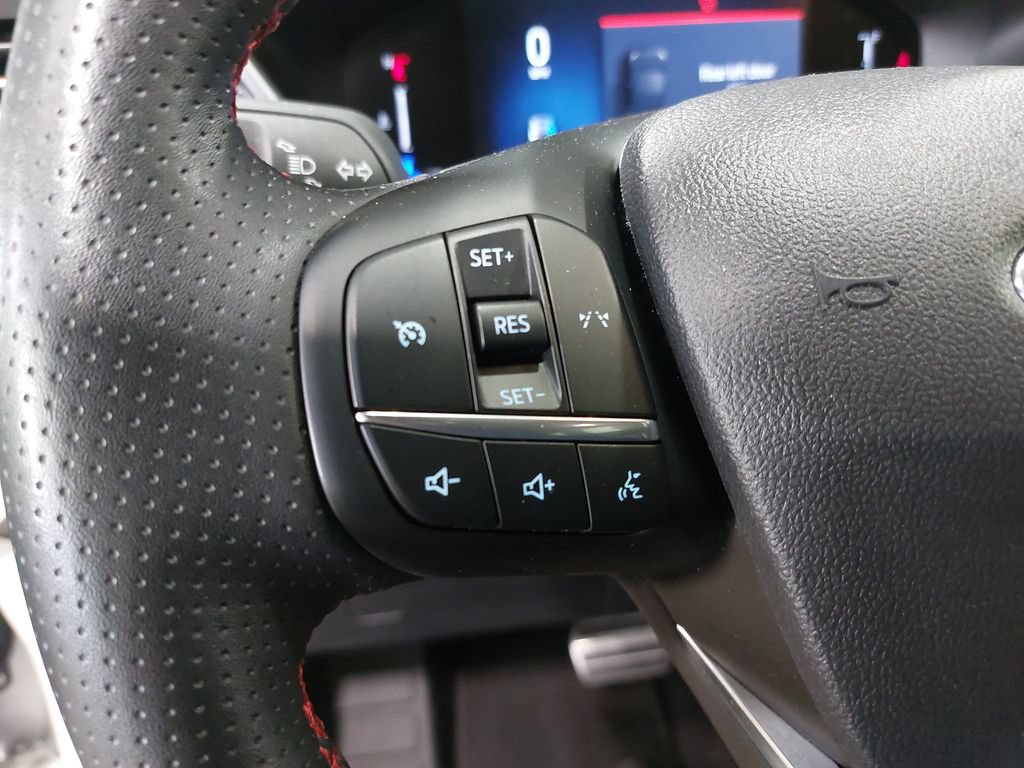 Used 2024 Ford Escape ST-Line AWD/4WD image 17