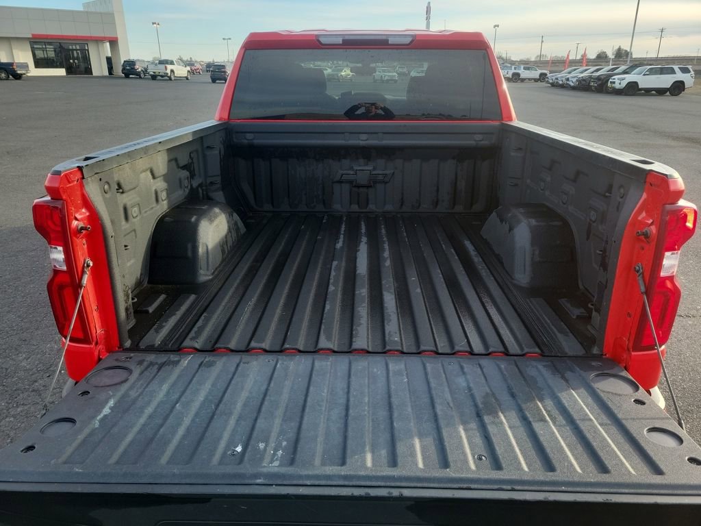 Used 2021 Chevrolet Silverado 1500 RST w/ Bed Protection Package image 13