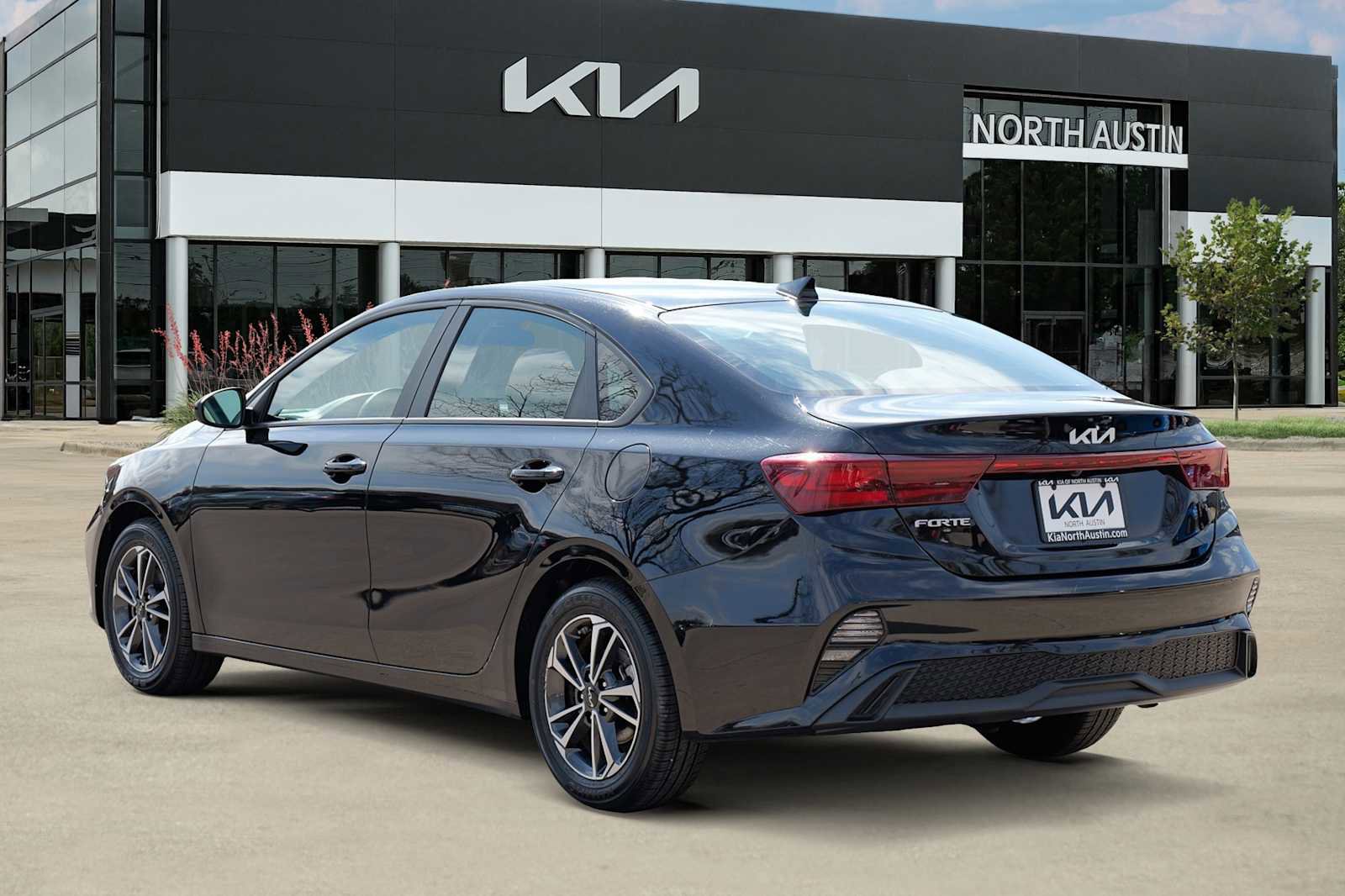 Certified 2024 Kia Forte LXS image 5