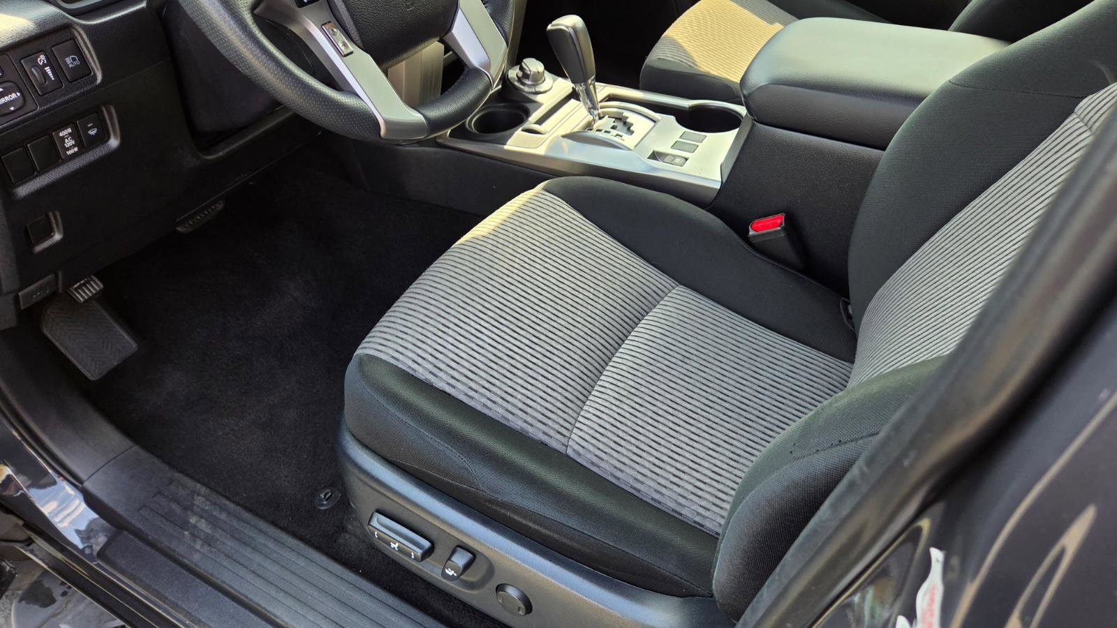 Used 2024 Toyota 4Runner SR5 image 21