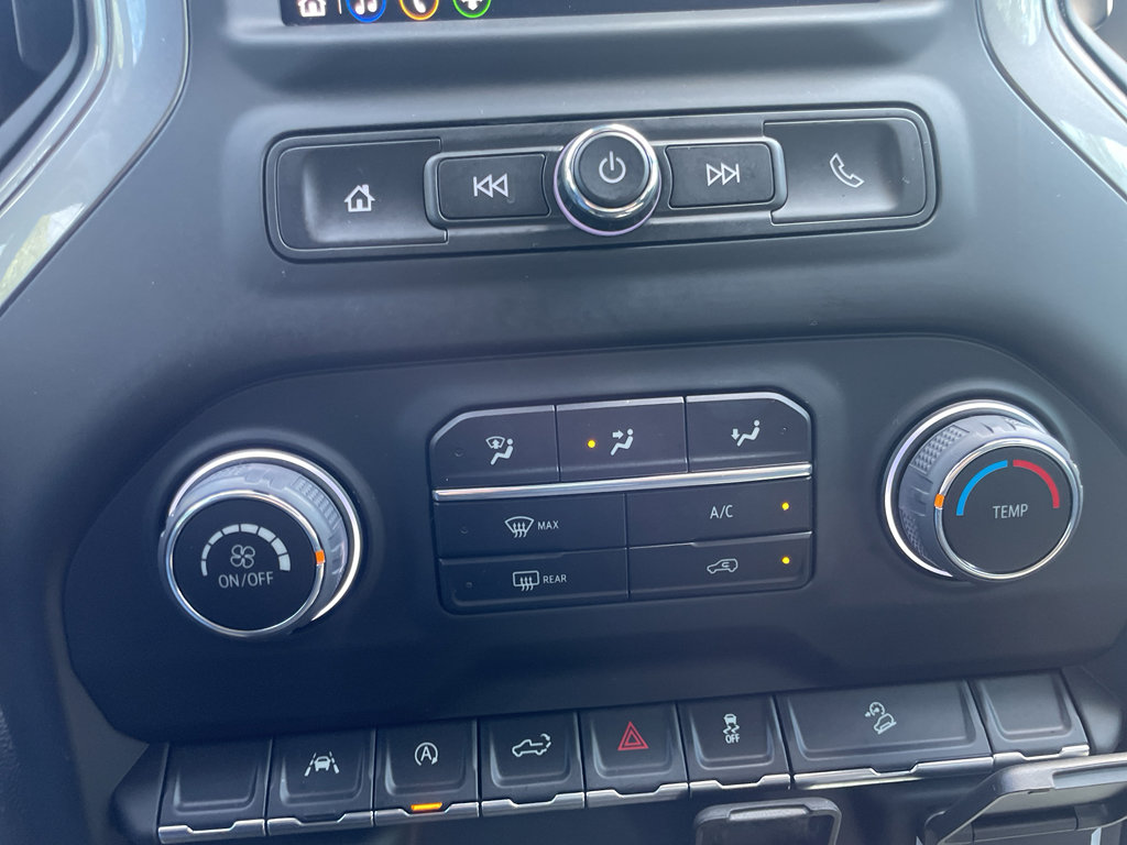 Used 2024 Chevrolet Silverado 1500 Custom Trail Boss w/ Turbomax Blackout Package image 43