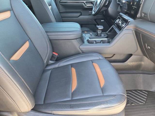 Used 2024 GMC Sierra 1500 AT4 w/ Technology Package AWD/4WD image 15