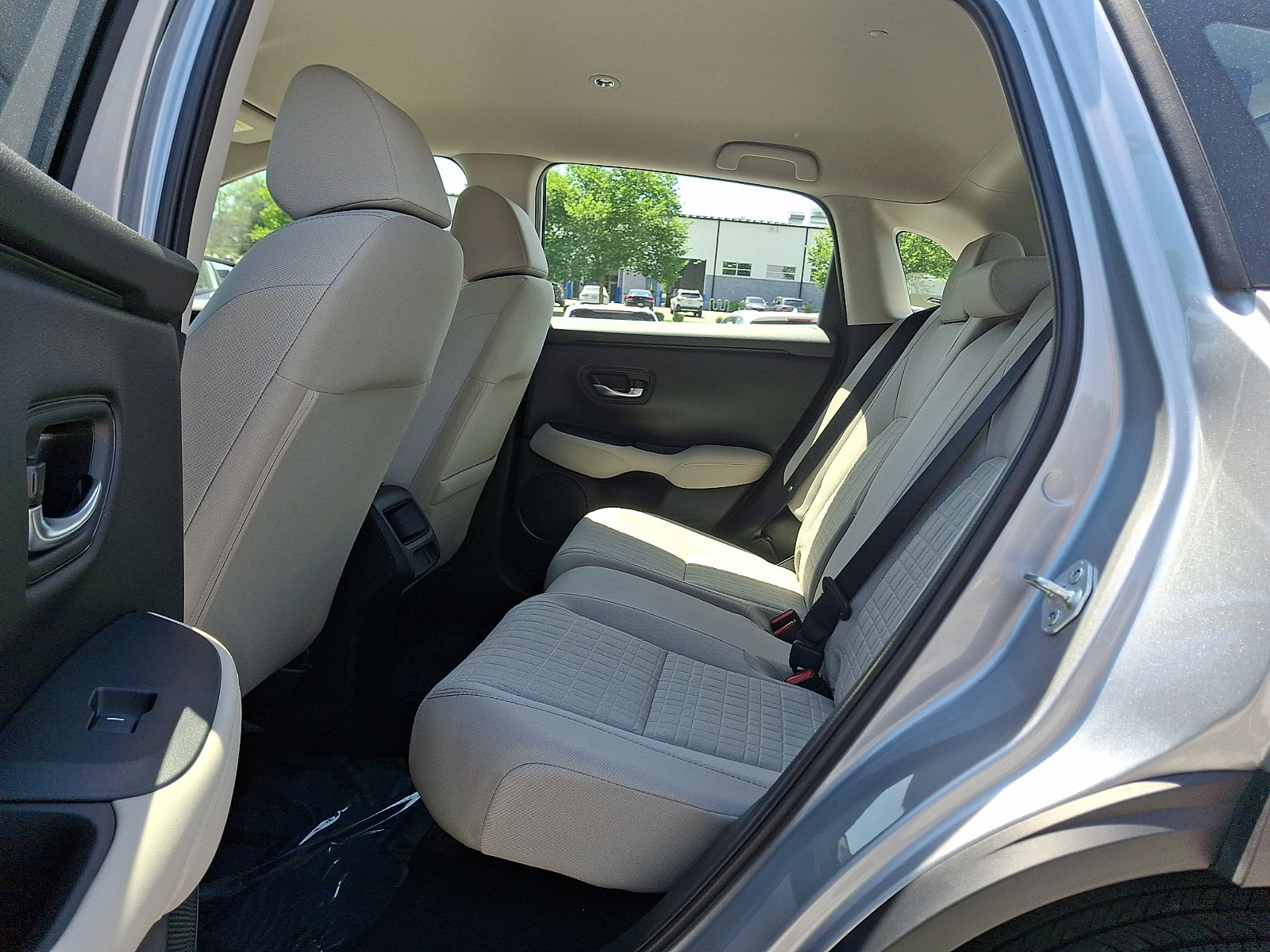 Used 2025 Honda HR-V LX image 10
