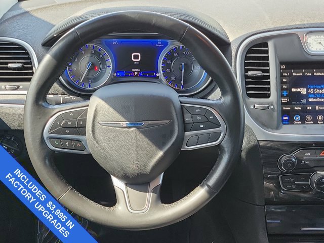 Used 2021 Chrysler 300 Touring L RWD image 19