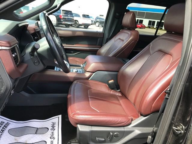 Used 2023 Ford Expedition Limited image 16