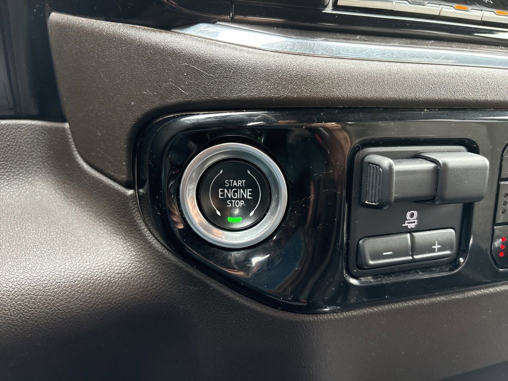 Used 2024 Chevrolet Silverado 1500 LTZ image 14