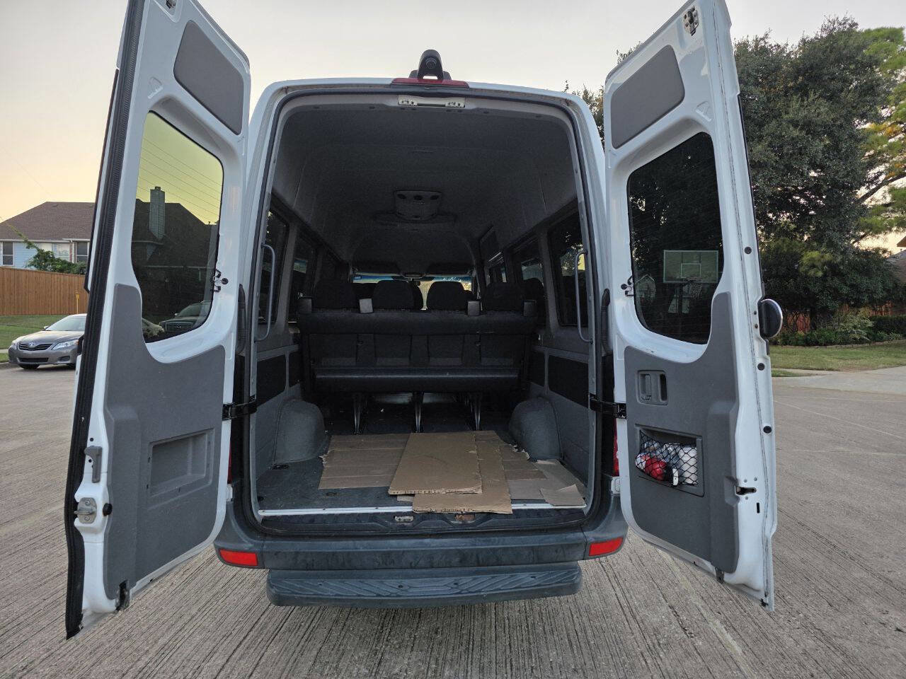 Used 2014 Freightliner Sprinter 2500 image 15