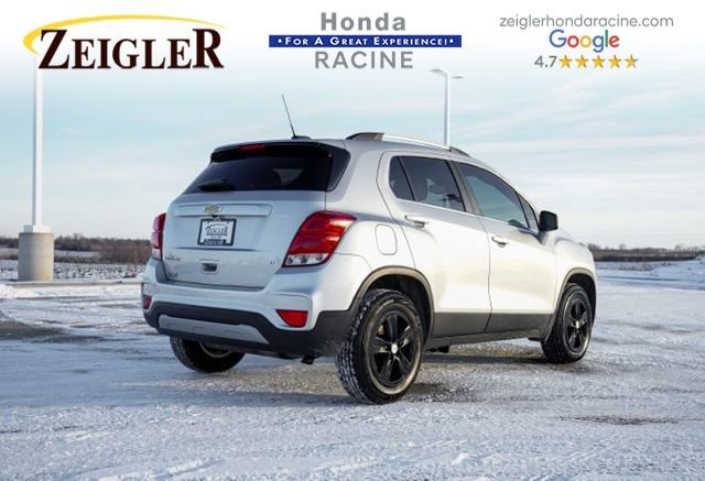 Used 2020 Chevrolet Trax LT w/ LT Convenience Package image 7