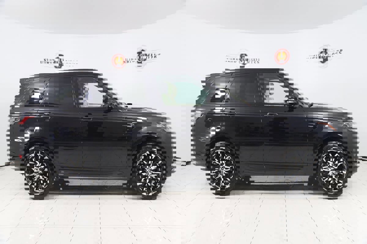 Used 2021 Land Rover Range Rover Sport HSE Silver Edition image 2