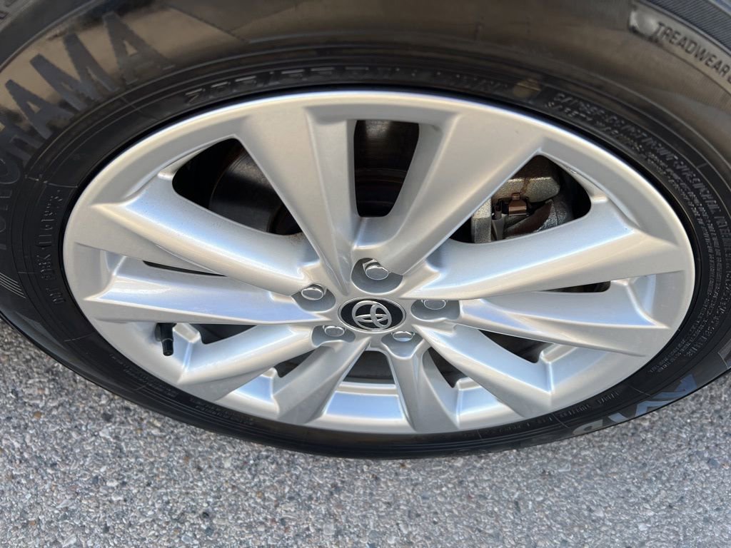 Used 2023 Toyota Corolla LE image 36